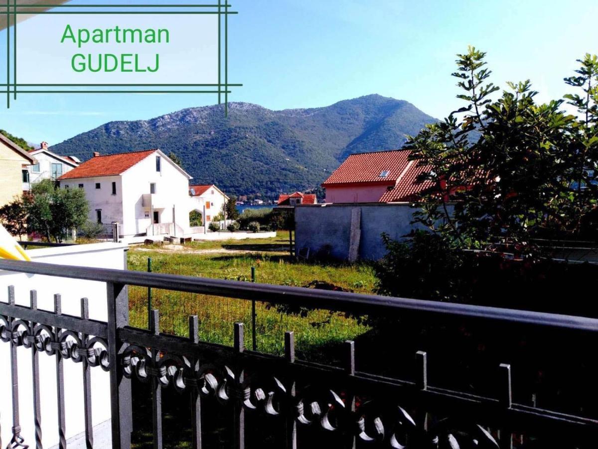 Apartments Gudelj Kamenari Exterior photo